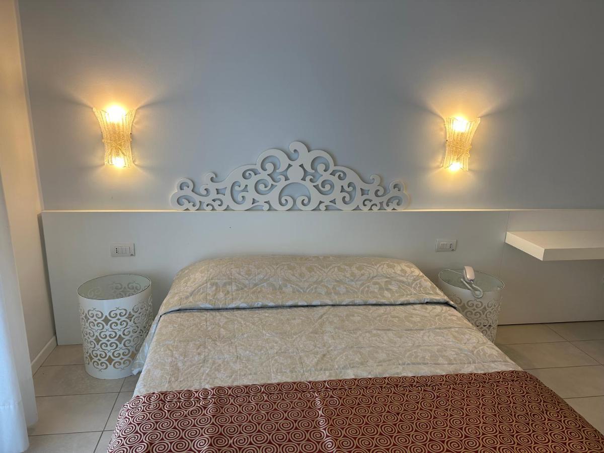 Hotel Albatros Lido di Jesolo Esterno foto