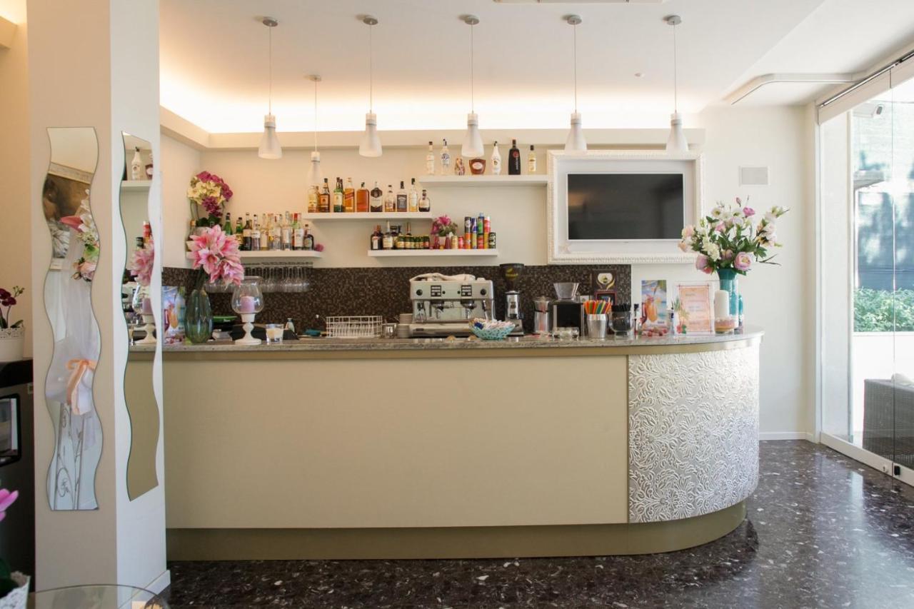 Hotel Albatros Lido di Jesolo Esterno foto