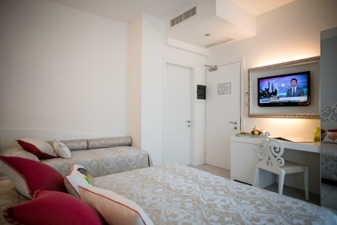 Hotel Albatros Lido di Jesolo Esterno foto